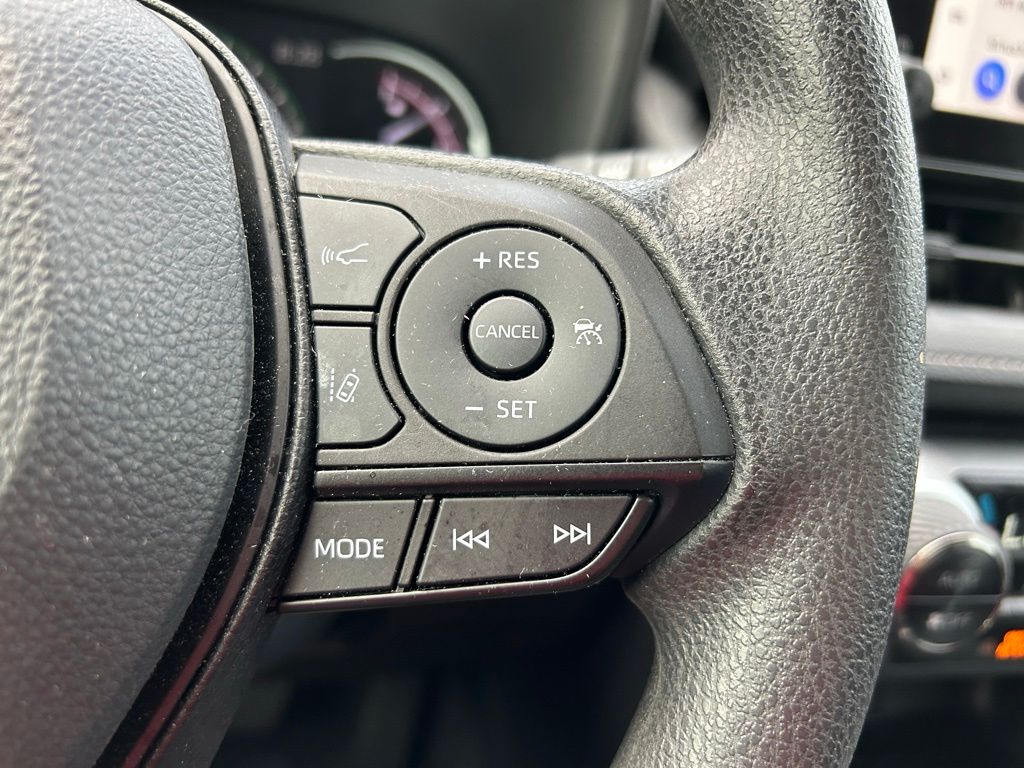 Thumbnail: 2023 Toyota RAV4 - 19