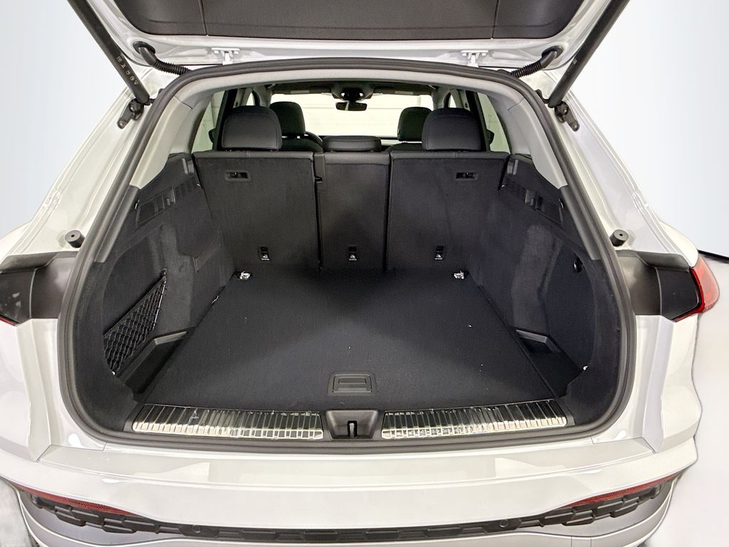 Thumbnail: 2025 Audi Q5 - 28