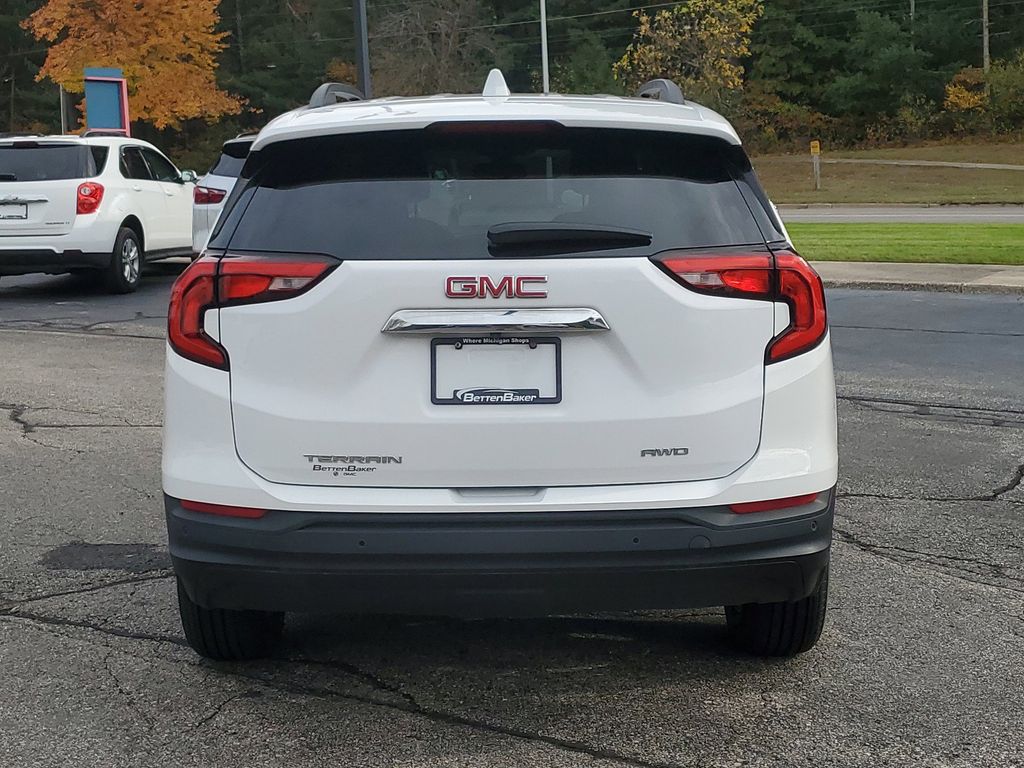 2021 GMC Terrain SLE 6