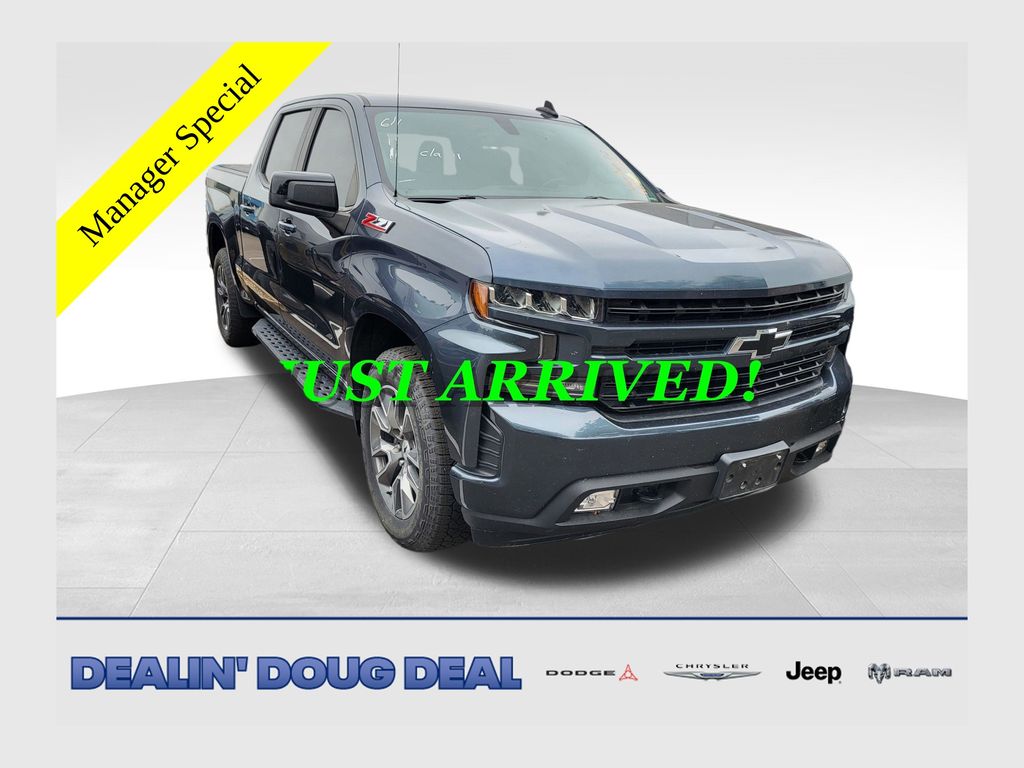 Shadow Gray Metallic 2021 Chevrolet Silverado 1500 Pickup Truck Four-Wheel Drive Automatic