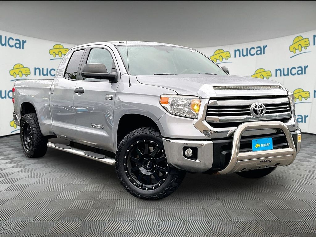Silver Sky Metallic 2017 Toyota Tundra Pickup Truck Four-Wheel Drive 6-Speed Automatic Overdrive
