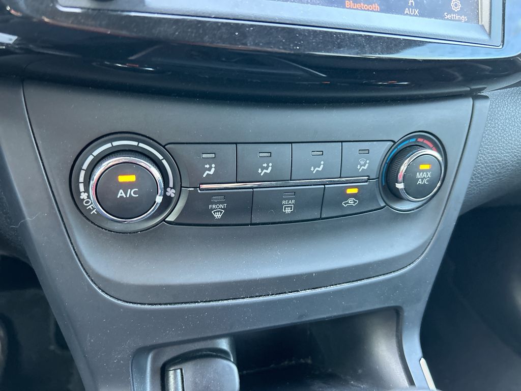 Thumbnail: 2019 Nissan Sentra - 23