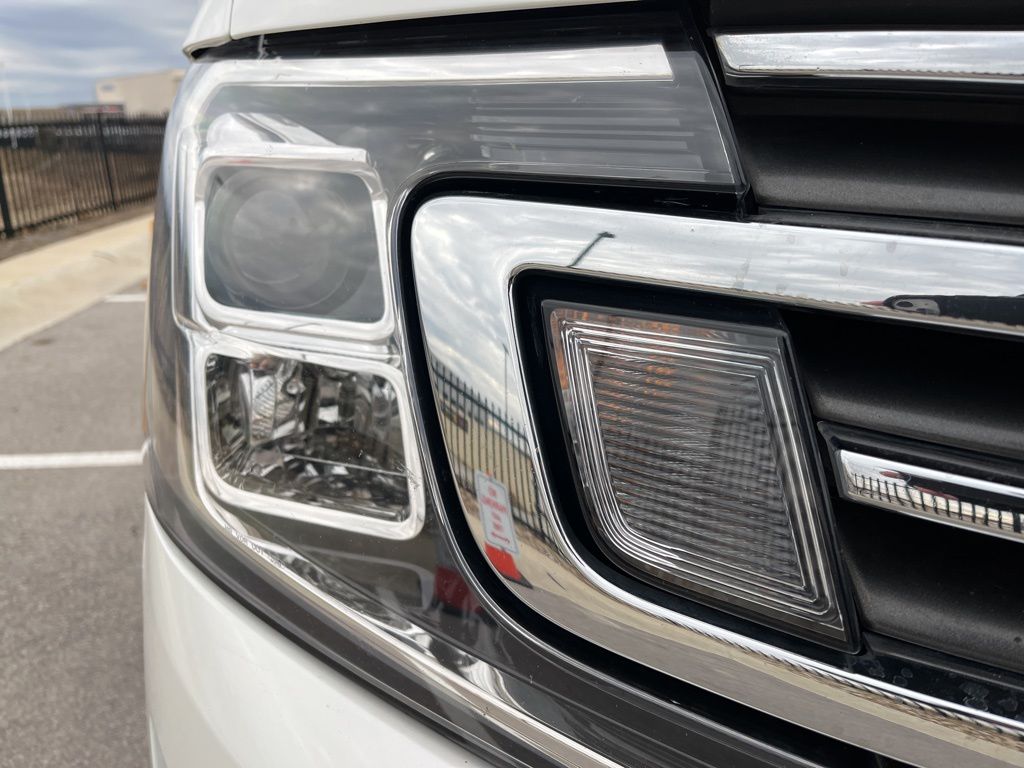 Thumbnail: 2021 Ford Expedition MAX - 15