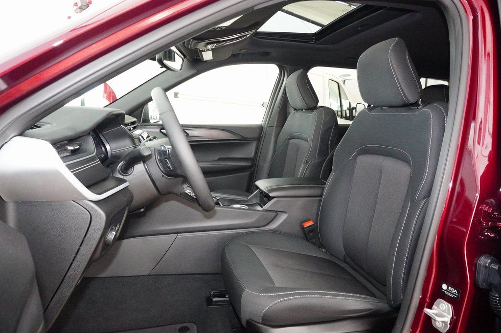 Used Car 2024 Jeep Grand Cherokee  Laredo X For Sale Under $30,000 In Weatherford, Texas