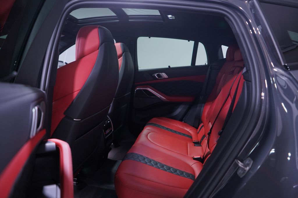 Thumbnail: 2023 BMW X6 - 9