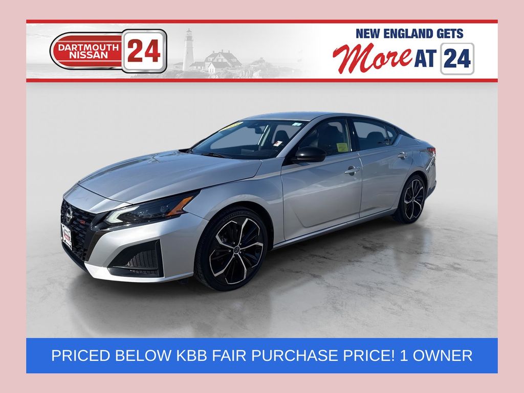 2023 Nissan Altima 2.5 SR FWD