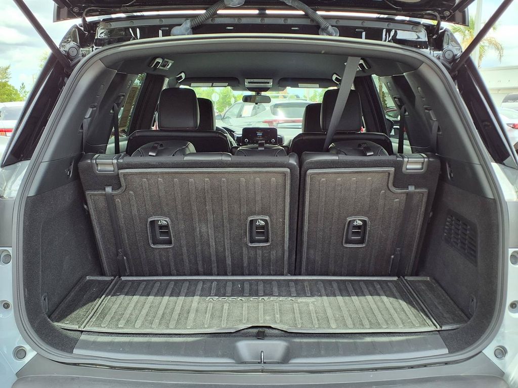 Used 2024 Nissan Pathfinder SUV