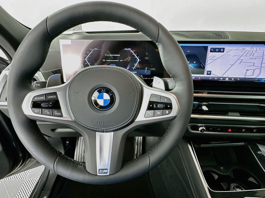 Thumbnail: 2027 BMW X6 - 10