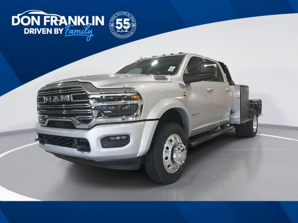 2026 RAM 5500 Big Horn 4X4 Crew Cab DRW 173" WB's photo
