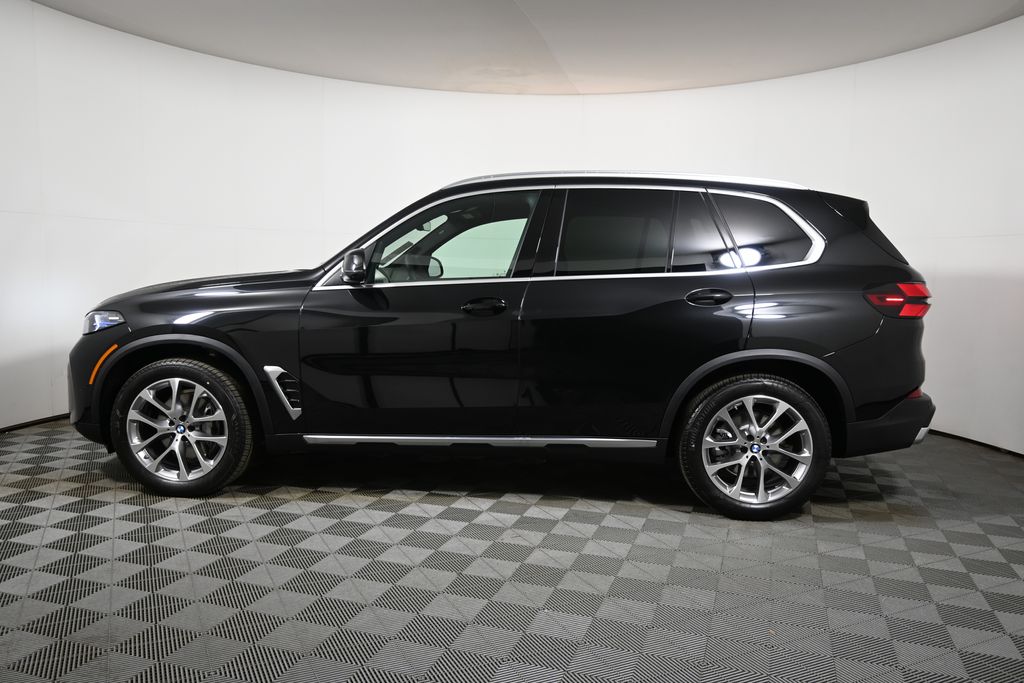 Thumbnail: 2026 BMW X5 - 2