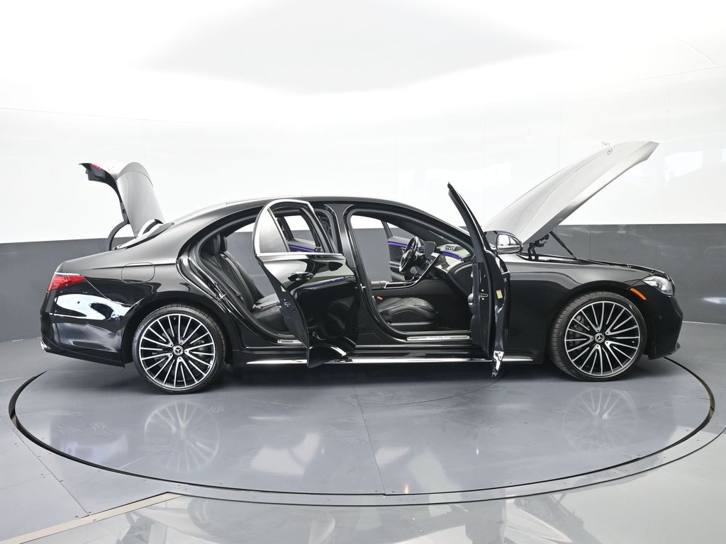 Used 2022 Onyx Black/Mojave Silver Mercedes-Benz S 580 image 89