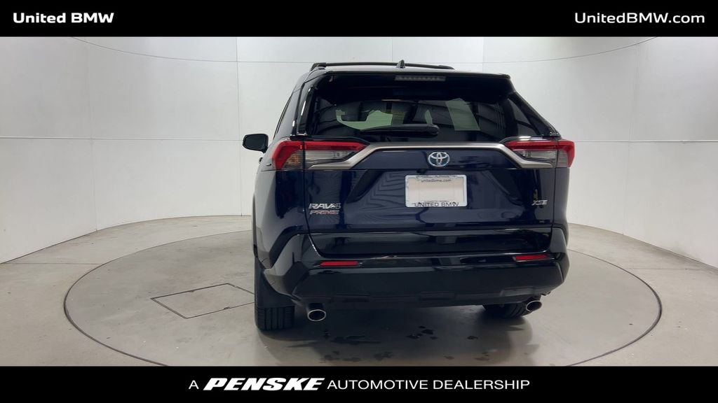 Thumbnail: 2022 Toyota RAV4 - 7