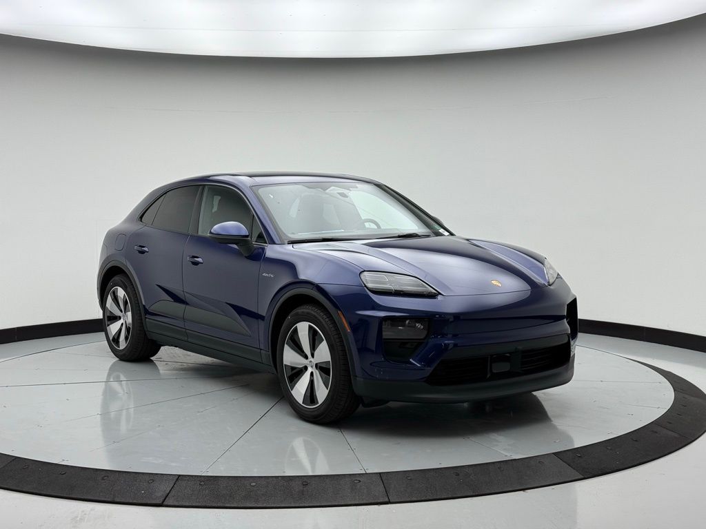 Thumbnail: 2025 Porsche Macan - 7
