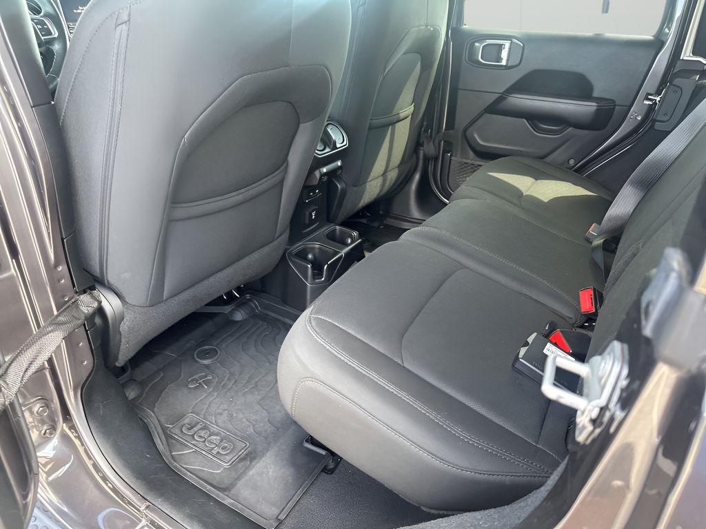 Used Car 2018 Jeep Wrangler  Unlimited Sahara For Sale In Austin, Texas