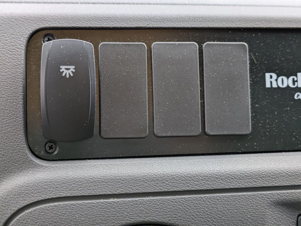 2025 Ford E-350 Cutaway 