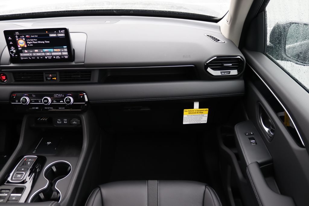 Thumbnail: 2025 Honda Pilot - 18