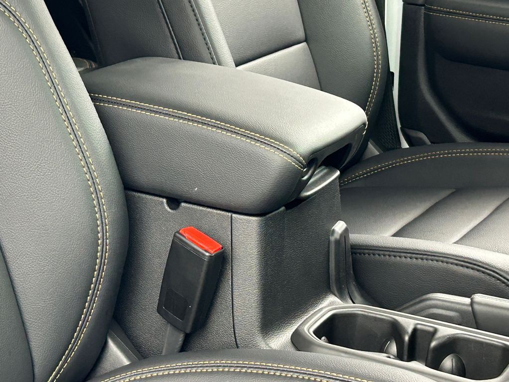 New 2026 Bright White Clearcoat Jeep Sahara image 41