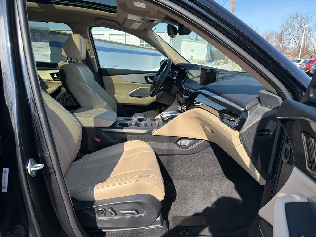 Thumbnail: 2024 Acura MDX - 27