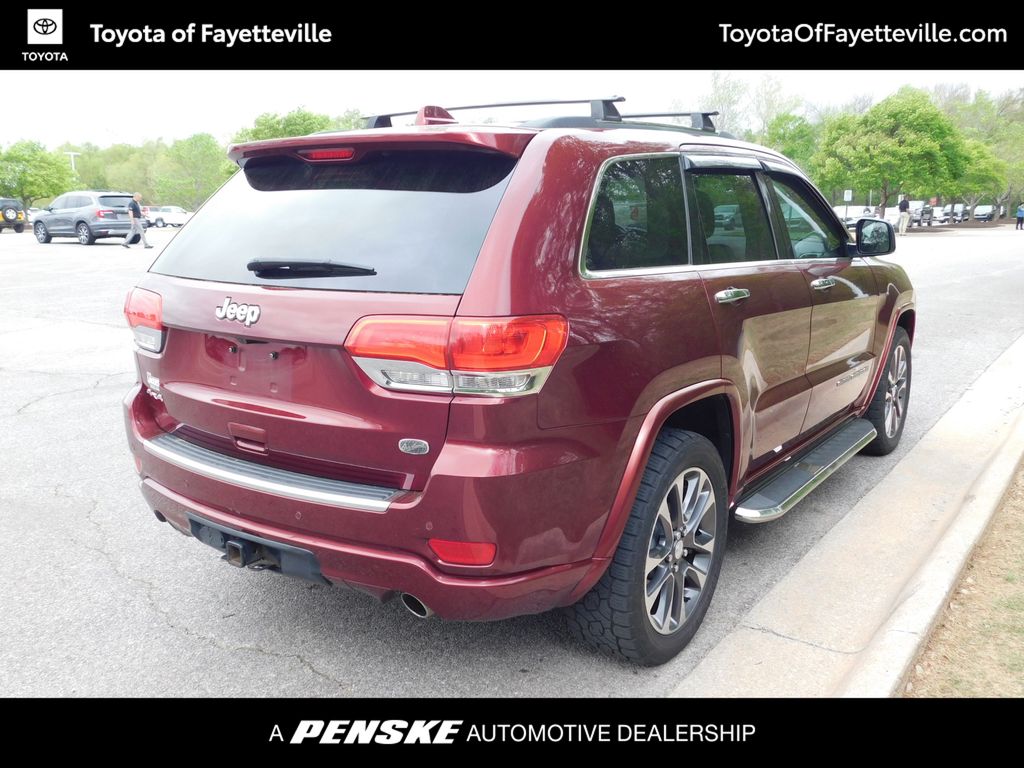 Thumbnail: 2017 Jeep Grand Cherokee - 4