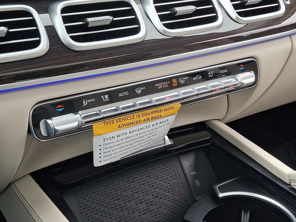 Thumbnail: 2026 Mercedes-Benz GLE - 13