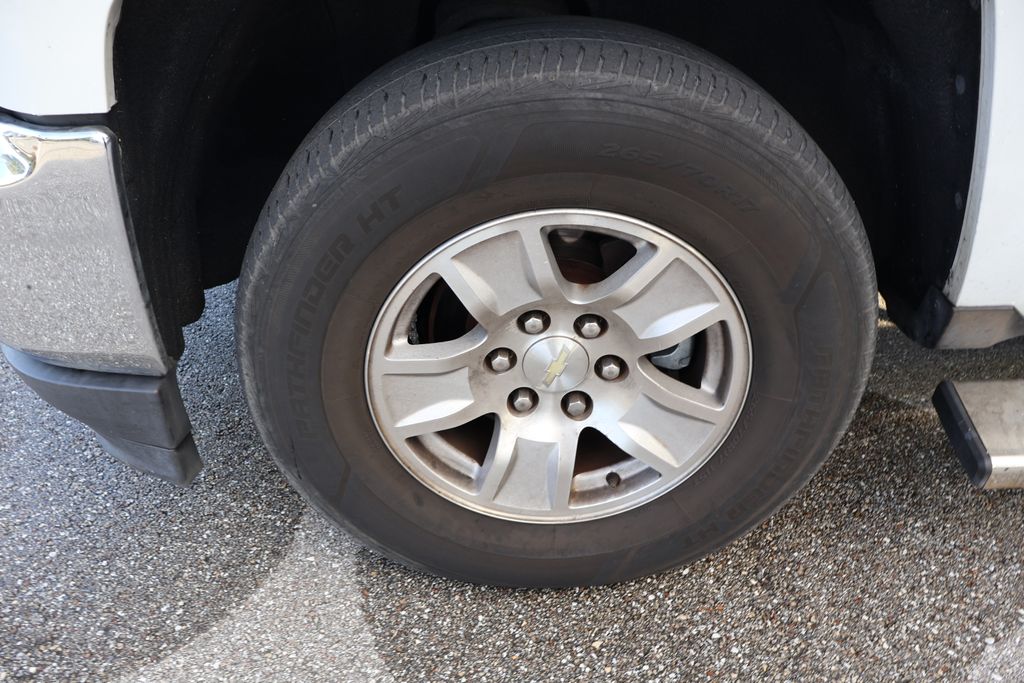 Thumbnail: 2018 Chevrolet Silverado 1500 - 4