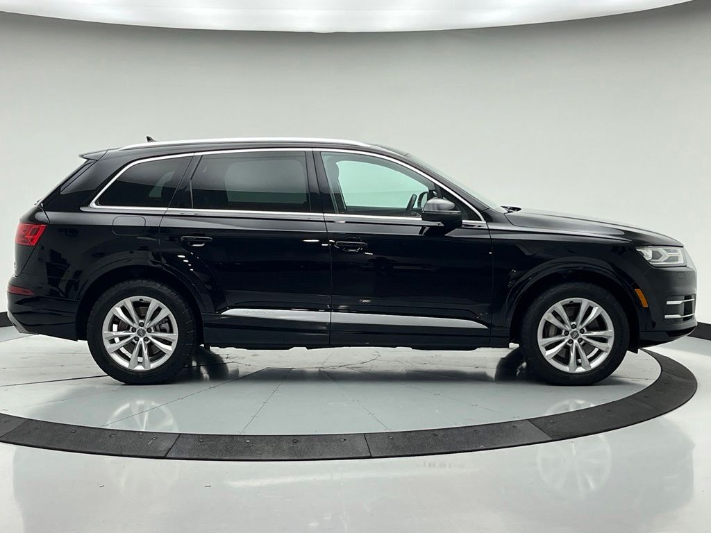 Thumbnail: 2018 Audi Q7 - 4