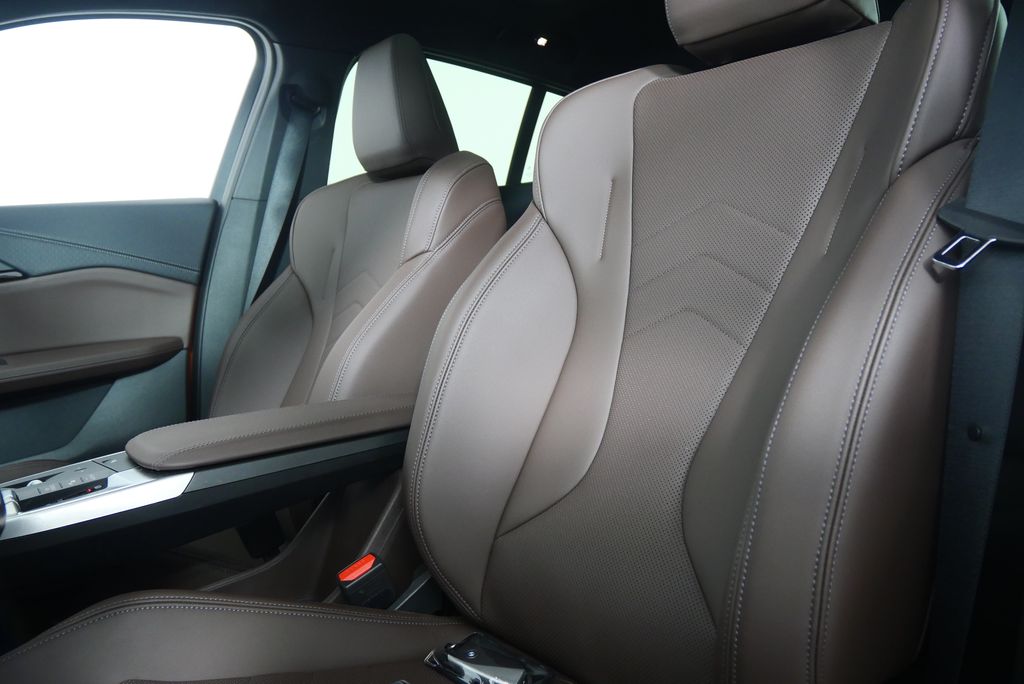 2024 BMW X2 xDrive28i 11