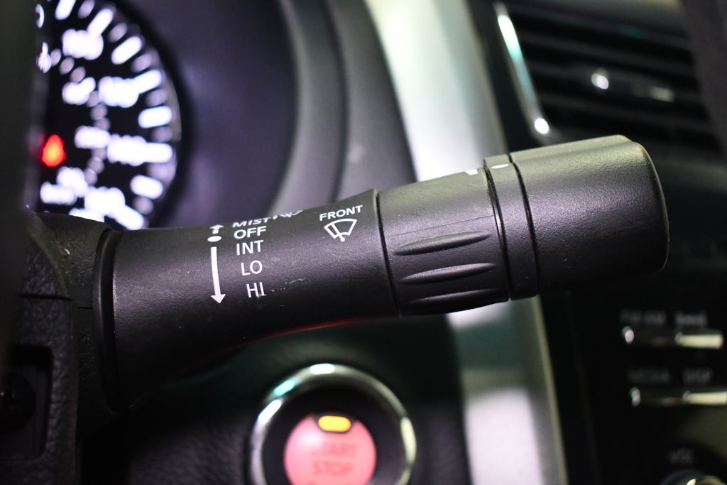 Thumbnail: 2014 Nissan Altima - 25