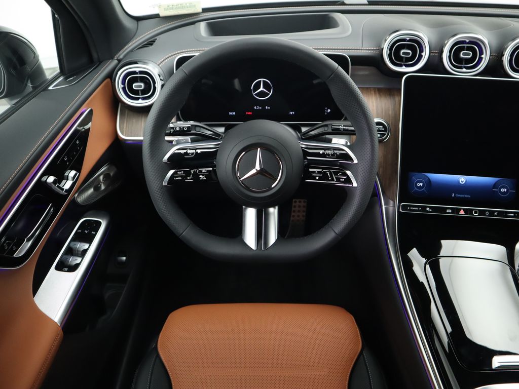 Thumbnail: 2025 Mercedes-Benz GLC - 10