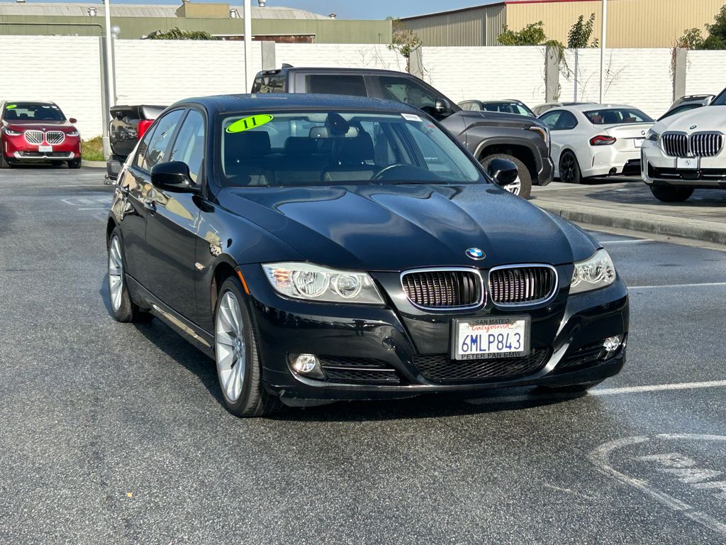 Thumbnail: 2011 BMW 3 Series - 7