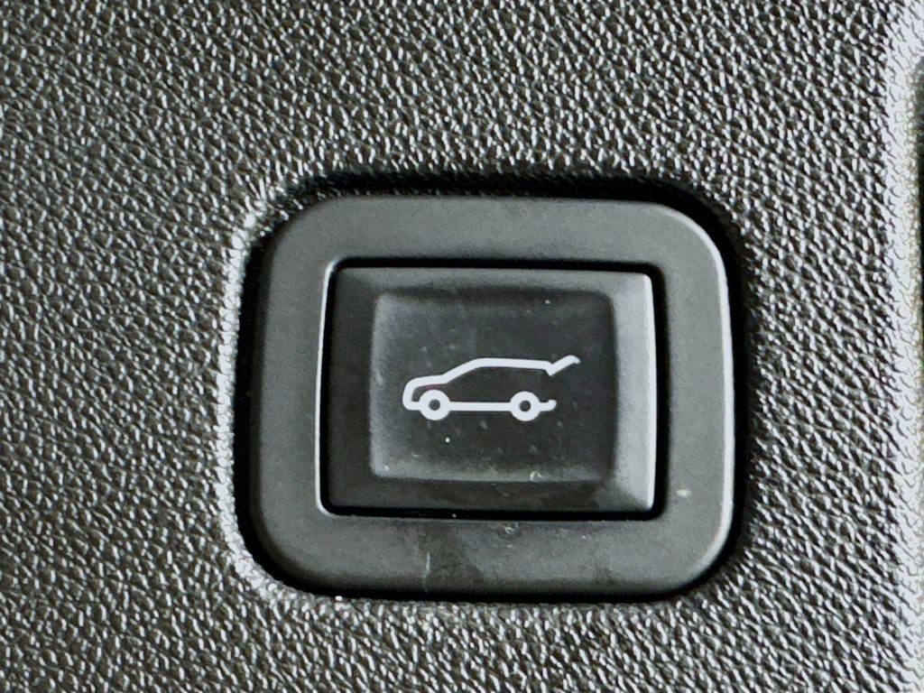 Used Car 2018 Chevrolet Equinox  Premier For Sale Under $20,000 In Austin, Texas