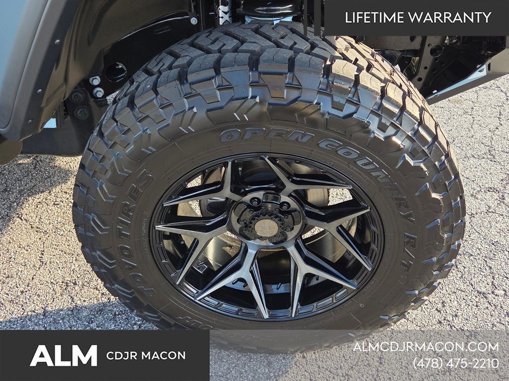 New 2026 Black Clear-Coat Exterior Paint Jeep Willys image 18