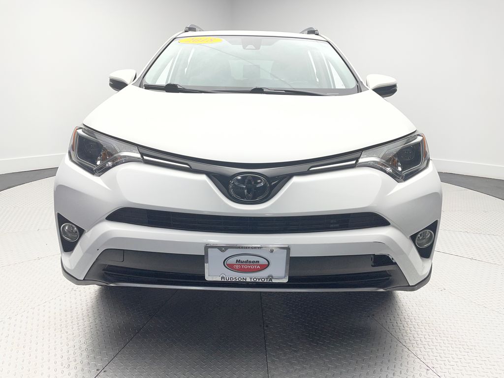 Thumbnail: 2018 Toyota RAV4 - 2