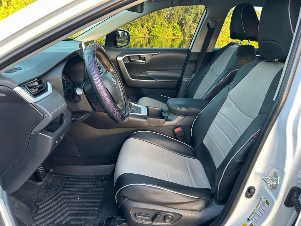 Thumbnail: 2024 Toyota RAV4 - 14