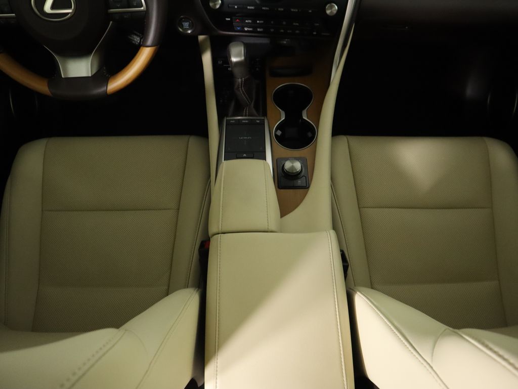 Thumbnail: 2020 Lexus RX - 17
