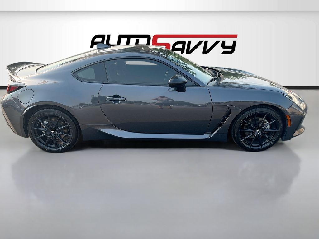 Used 2022 Gray Toyota Premium image 8