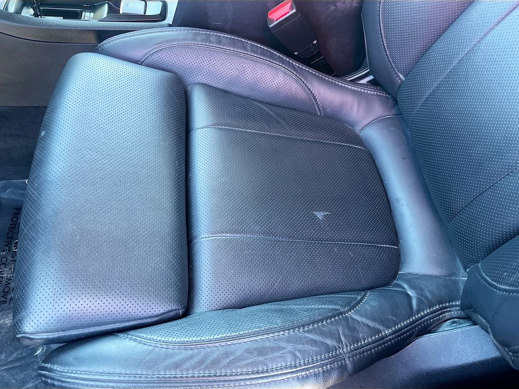 Used 2025 Black Subaru Onyx Edition Touring image 20