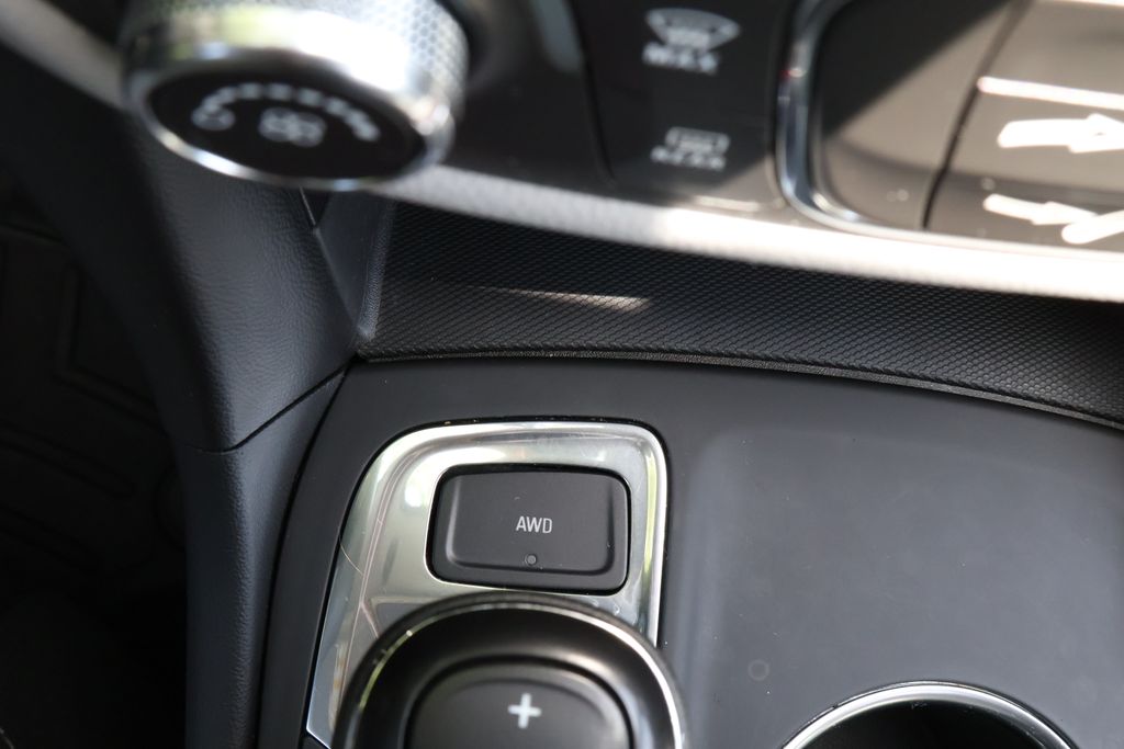 Thumbnail: 2021 Chevrolet Equinox - 20