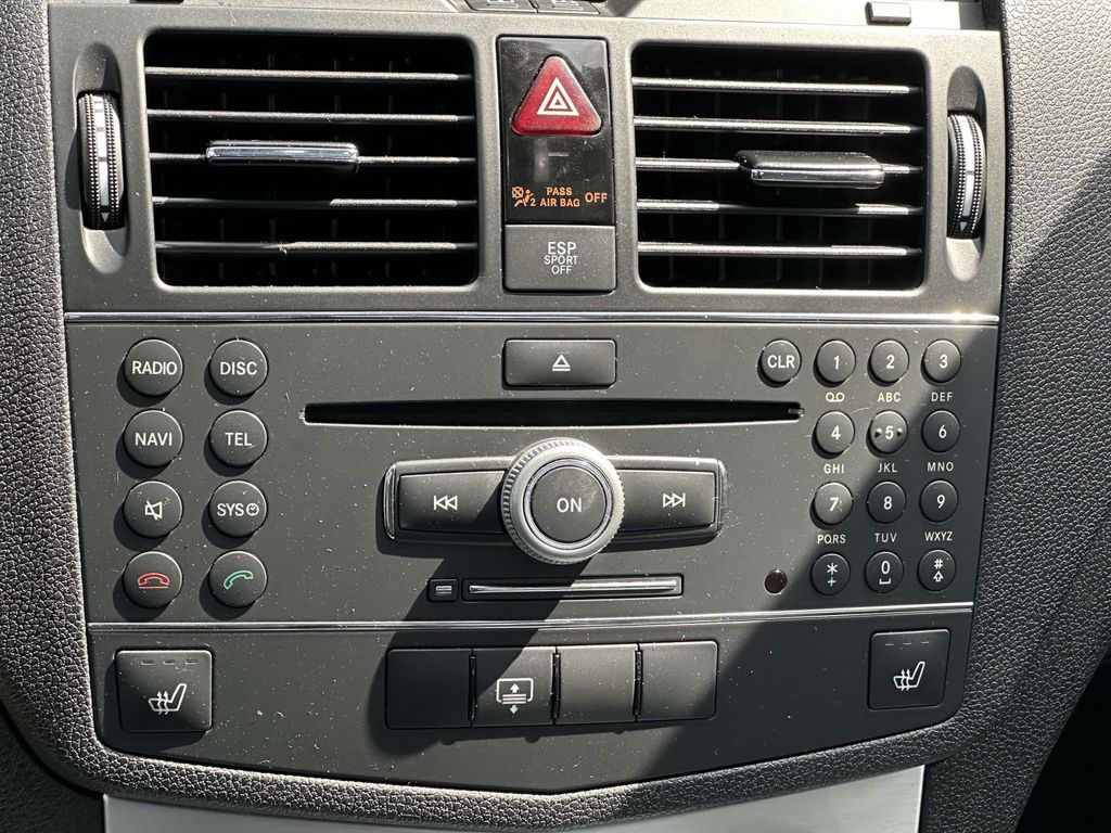 2009 Mercedes-Benz C-Class AMG C 63 17
