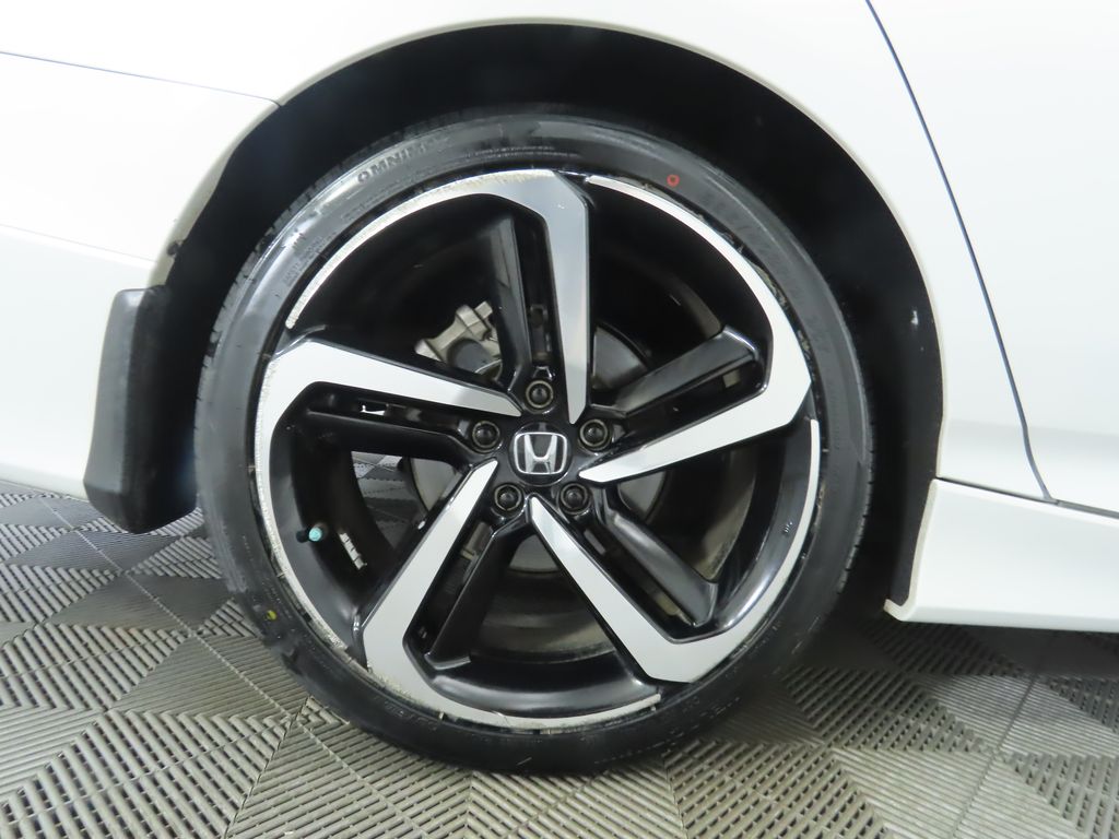 Thumbnail: 2019 Honda Accord - 32