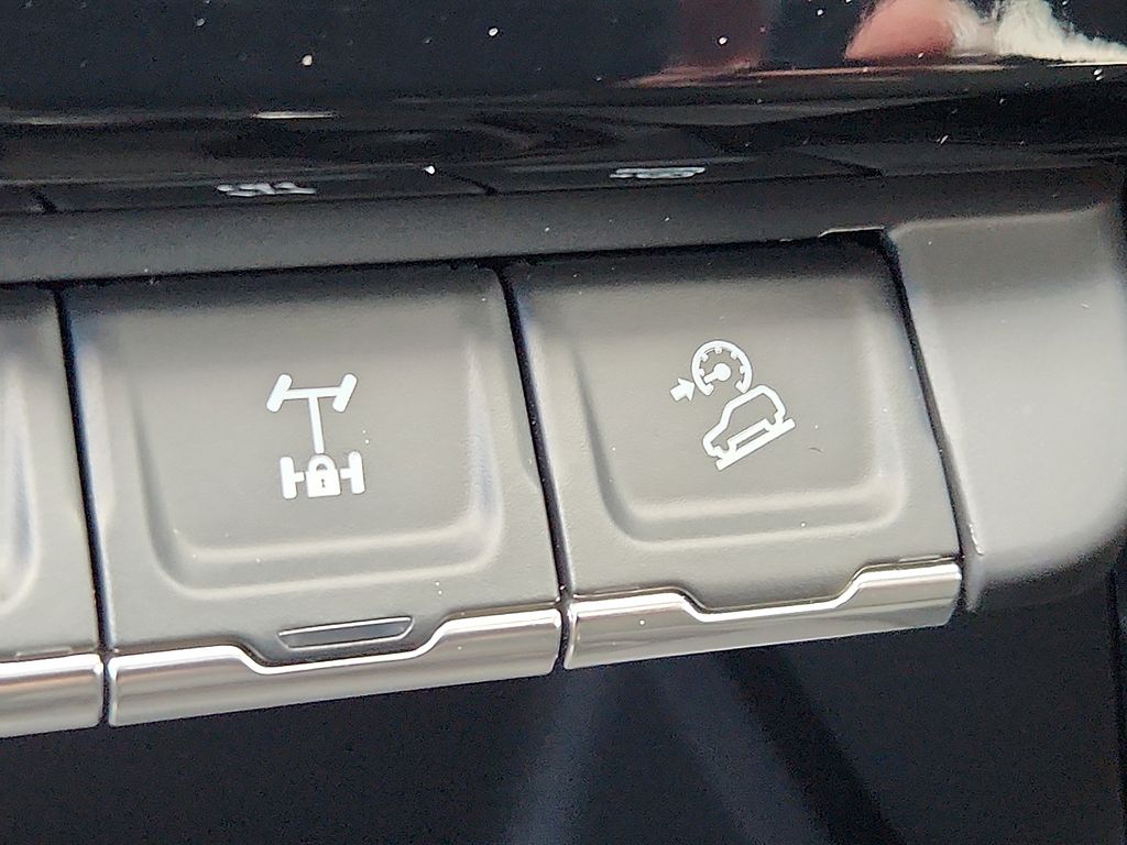 2024 GMC Sierra 2500 AT4X 26