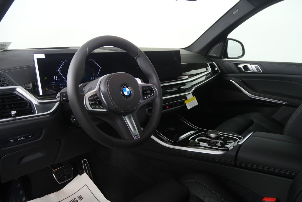 Thumbnail: 2026 BMW X5 - 13