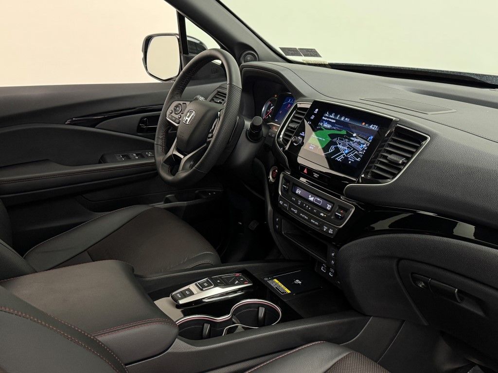 2025 Honda Passport Black Edition 19