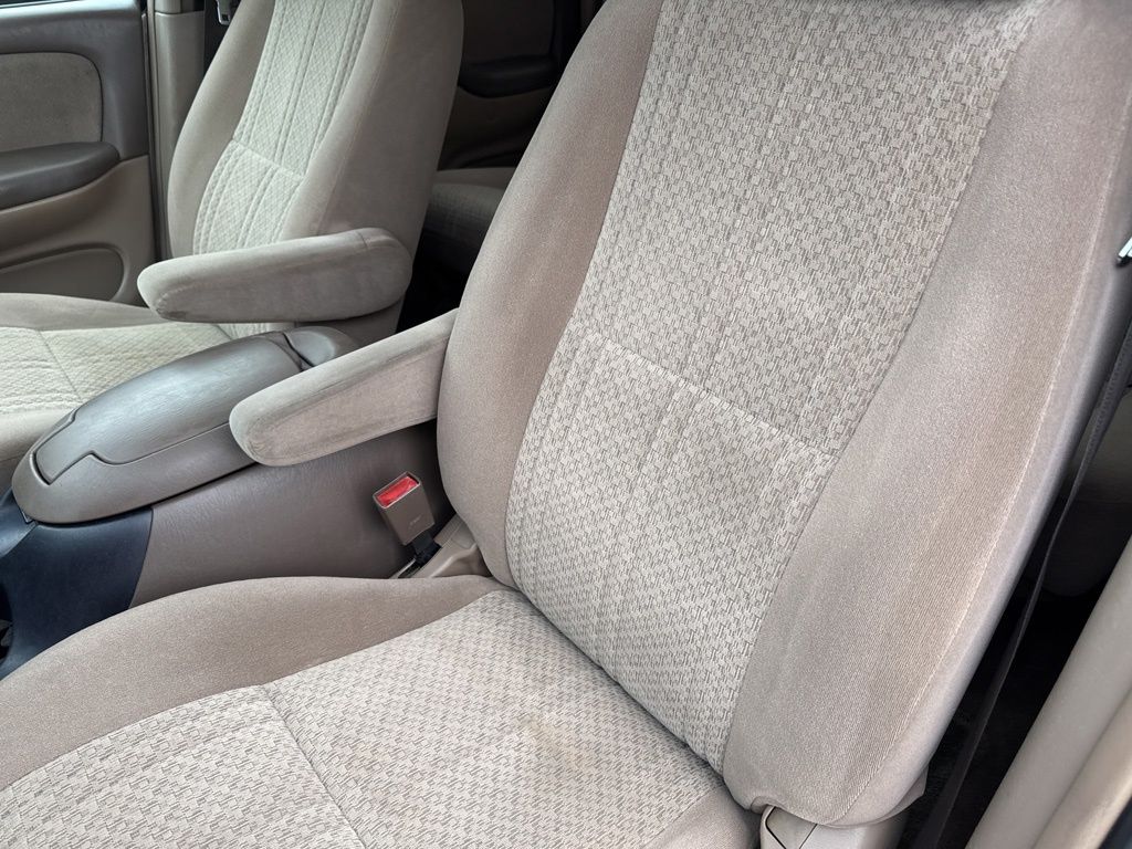 2004 Toyota Tundra SR5