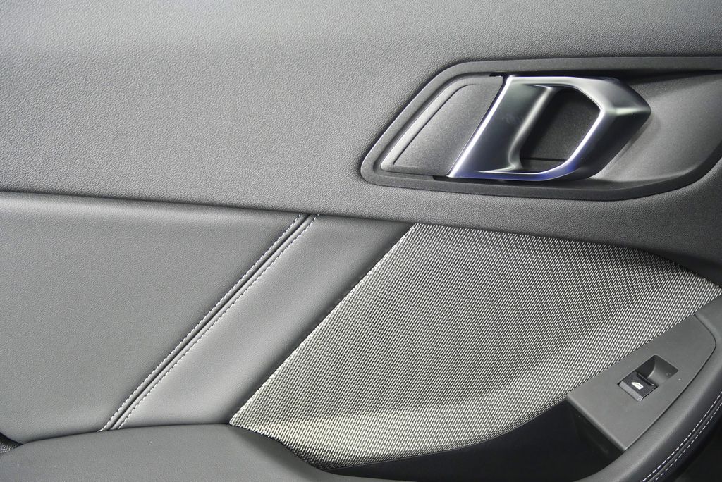 Thumbnail: 2026 BMW 2 Series - 13