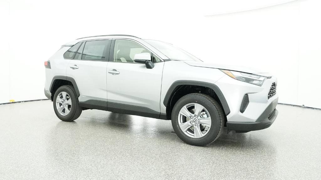 Thumbnail: 2025 Toyota RAV4 - 13