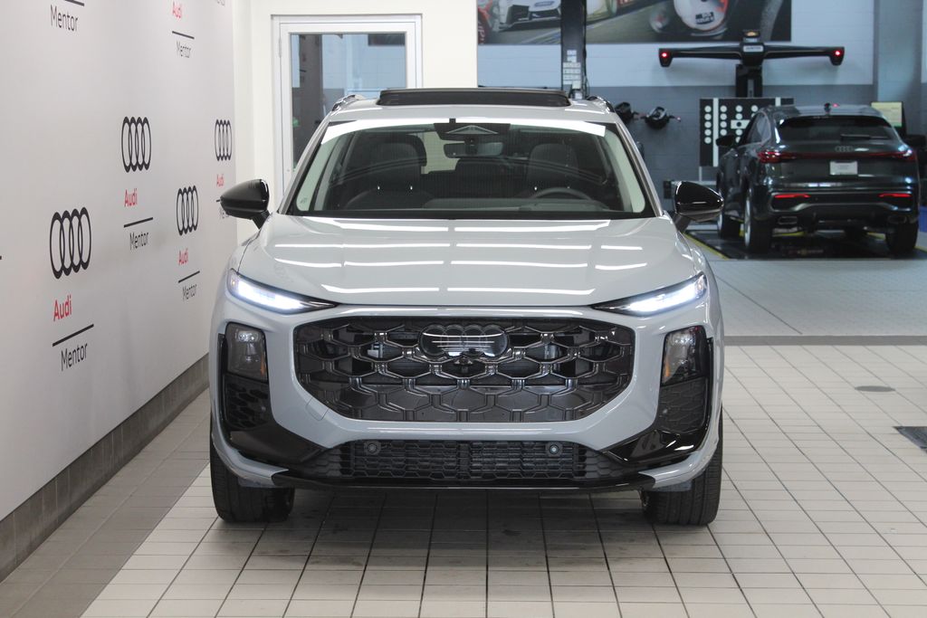 Thumbnail: 2026 Audi Q3 - 9