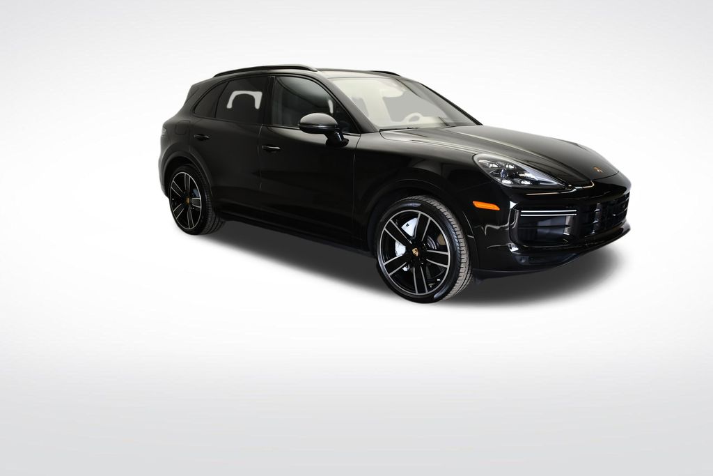 Thumbnail: 2023 Porsche Cayenne - 9
