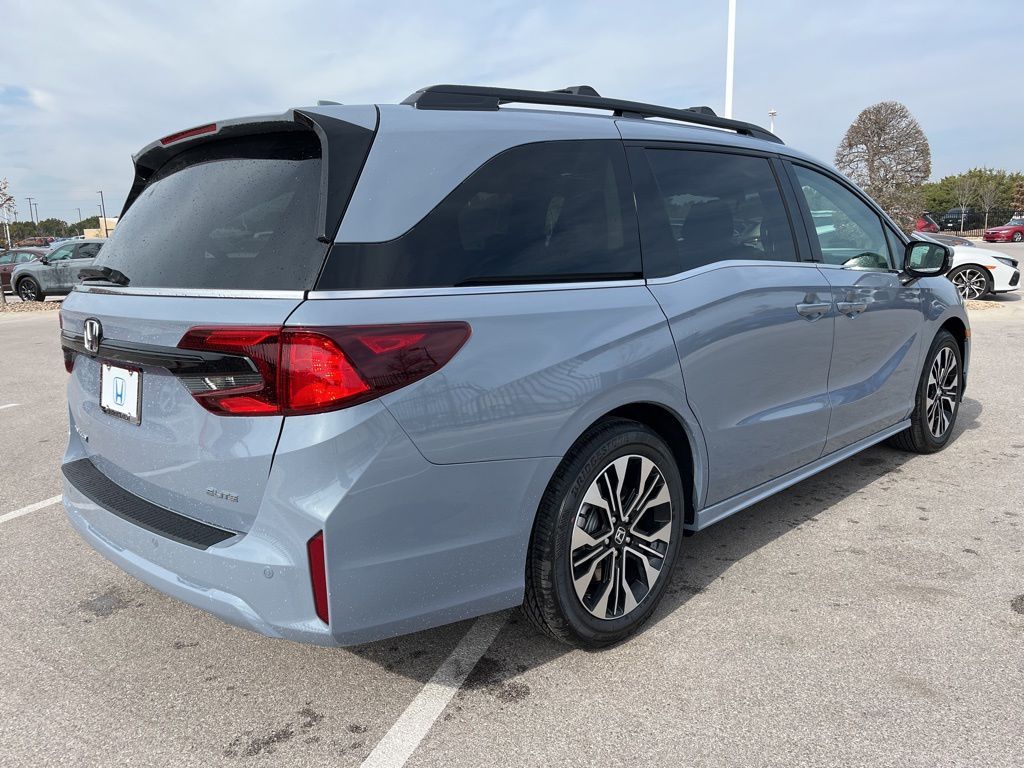 Thumbnail: 2026 Honda Odyssey - 3