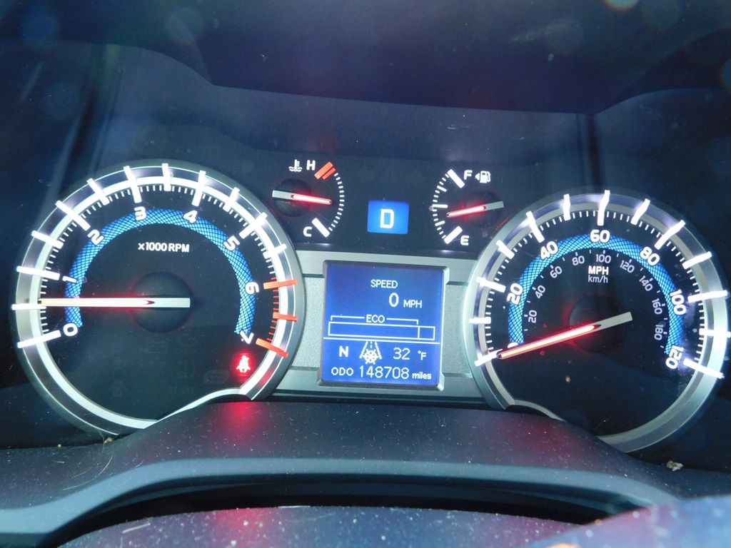 Thumbnail: 2016 Toyota 4Runner - 6